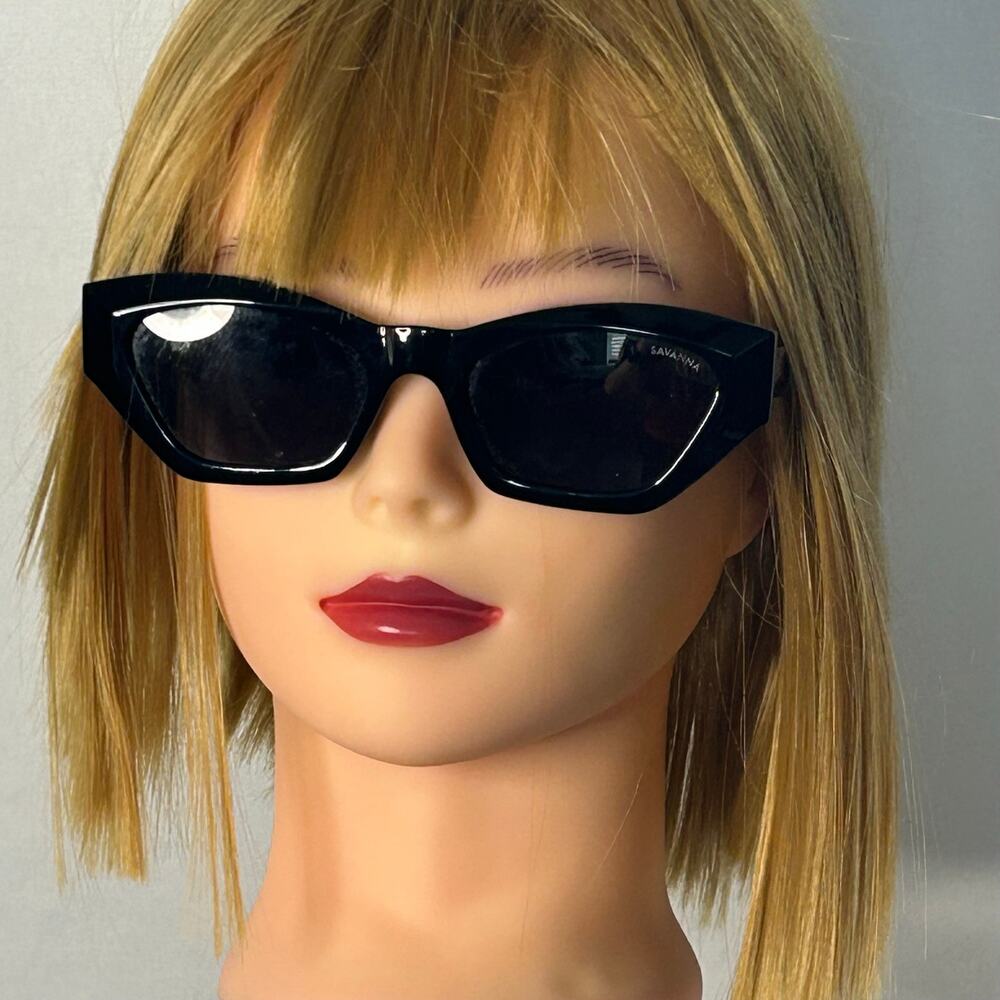 Savanna Premium Acetate Cat Eye Sunglasses Black Burgundy Tortoise w/ Case